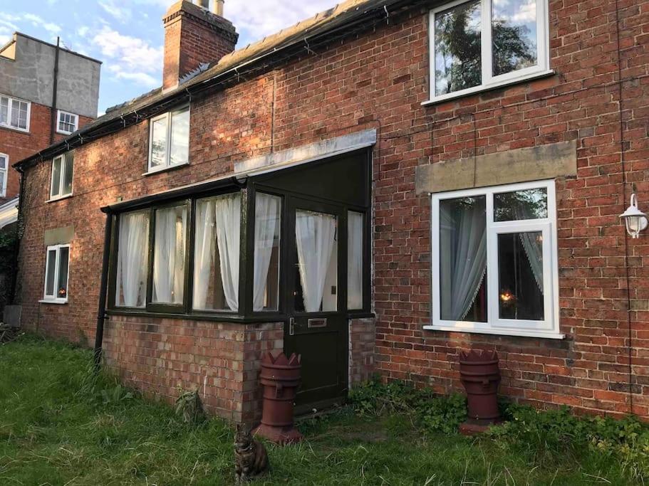 Priory Meadow Cottage Long Bennington Exterior photo